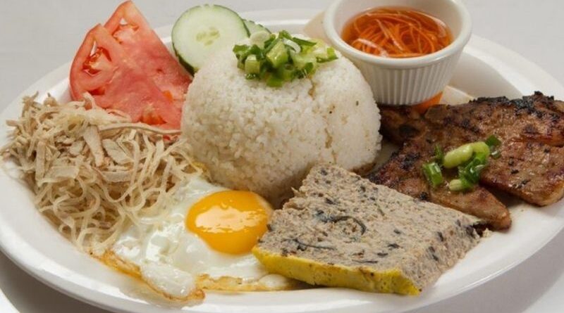 10 delicious, cheap broken rice restaurants in District 9 are loved by many people 3