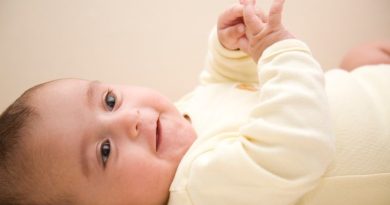 Các dấu hiệu và nguyên nhân gây tăng trương lực cơ ở trẻ sơ sinh là gì? 3