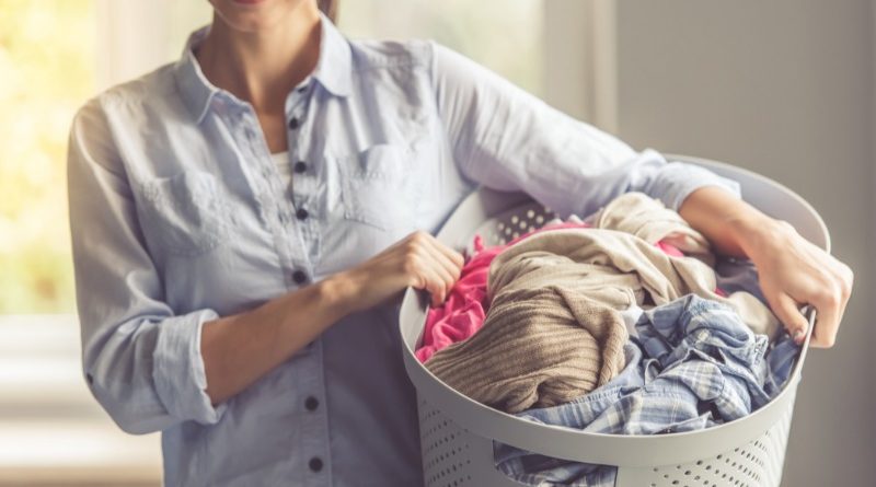 Dưới đây là 5 thói quen khi giặt quần áo khiến quần áo nhanh hỏng 1