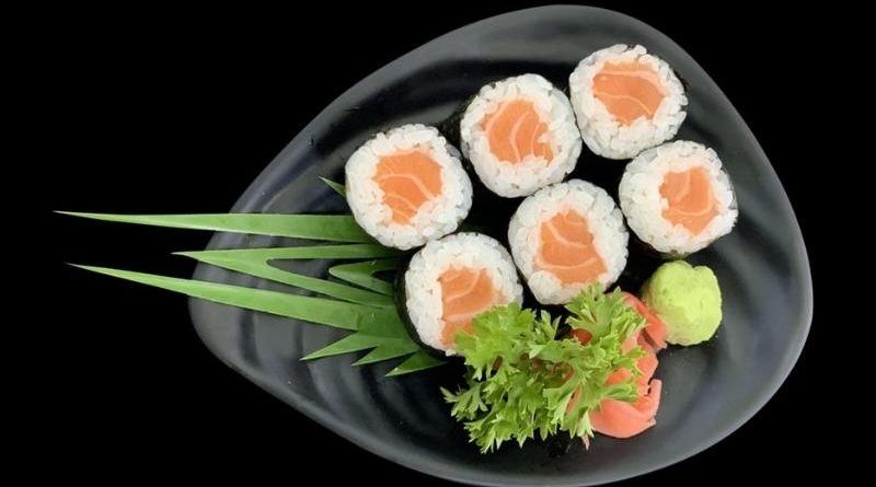 Hướng dẫn làm sushi maki chuẩn như nhà hàng ngay tại nhà 1