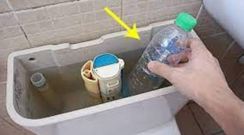 Đặt chai nhựa vào bể chứa nước của bồn cầu, lợi ích tuyệt vời, cả đàn ông và phụ nữ đều cần 3