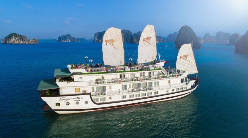Signature Royal Halong Cruise: Khám phá vịnh kỳ quan trên tàu gỗ sang trọng 3