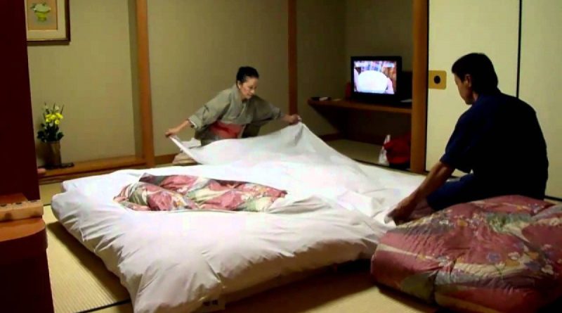 Vì sao cặp vợ chồng ở Nhật Bản không ngủ cùng nhau? Thì ra họ lén làm điều này 1