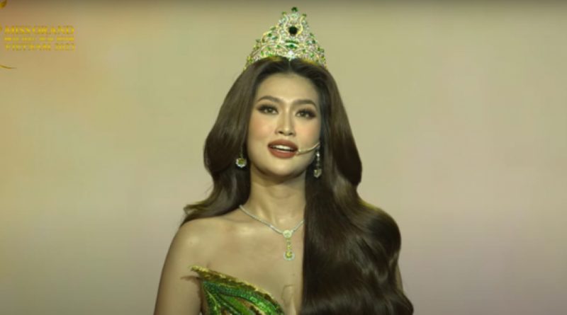 Đoàn Thiên Ân bật khóc nhắc về mẹ khi final walk tại chung kết Miss Grand Vietnam 2023 1
