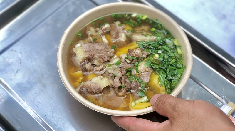 Phở ngô – Món ăn độc đáo siêu hút khách ở cao nguyên đá Hà Giang 3